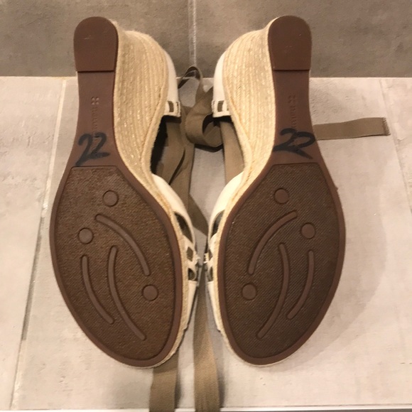 Naturalizer size 10 wedge shoes - Picture 2 of 2